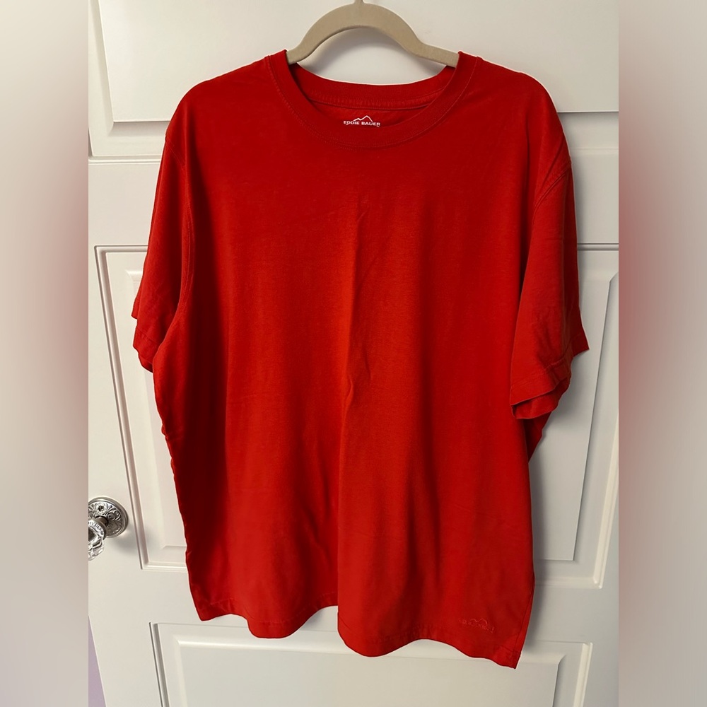 Eddie Bauer Men’s Red T-shirt NWOT